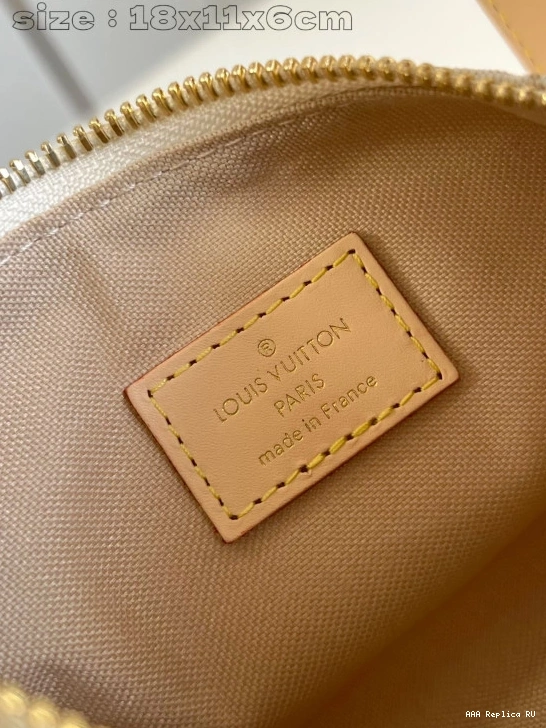 Aaa replica bags Vuitton Louis Hills Pochette 0815